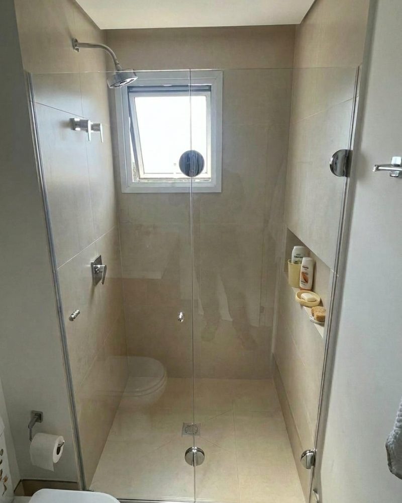 Change_bathroom_porcelain_lighter_202605121952